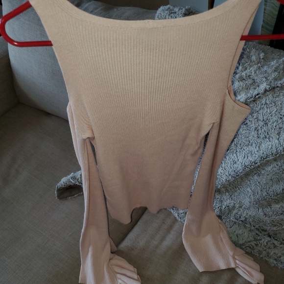 Sweater - Picture 3 of 4